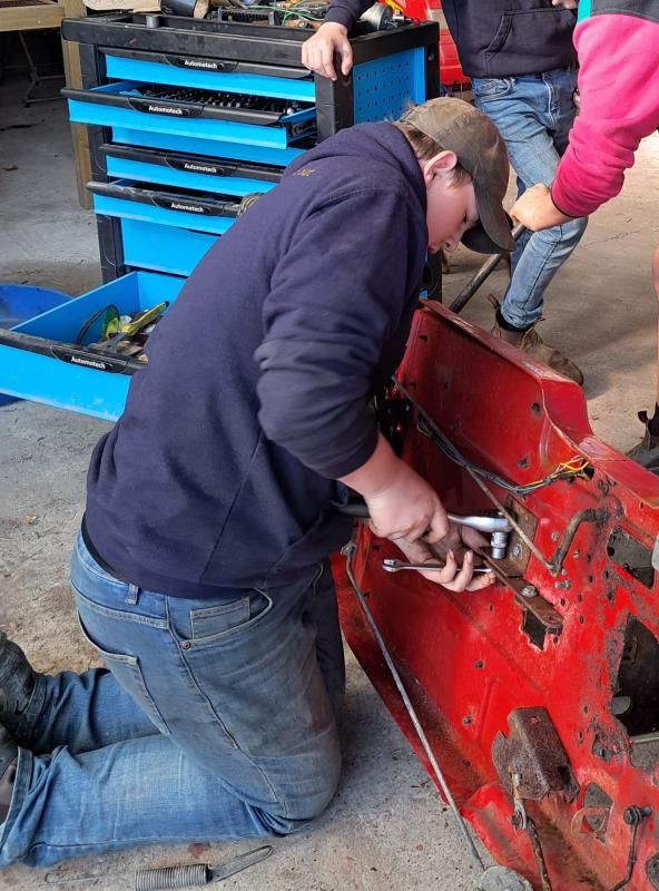Drew’s journey with TGCP… / Taith Drew gyda Prosiect Newid y Gem